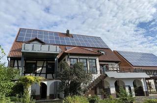 Wohnung mieten in Kraichgaustraße 13/1, 74193 Schwaigern, Herrschaftliche 2,5 Zimmer-Wohnung im Landhausstil mit Balkon - Weitblick auf den Heuchelberg!