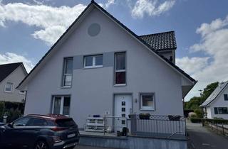 Doppelhaushälfte kaufen in 23843 Bad Oldesloe, Hochwertige Doppelhaushälfte in ruhiger und zentraler Lage von Bad Oldesloe