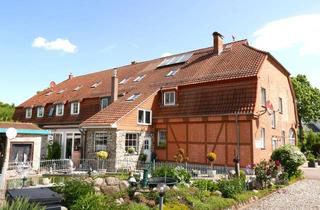 Haus kaufen in 23948 Klütz, Großzügige Landhaushälfte im Klützer Winkel