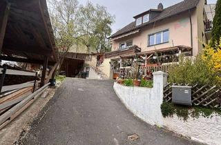 Haus kaufen in 96152 Burghaslach, NEUER PREIS: Wohnhaus mit 3 vermieteten Einheiten in schöner Lage
