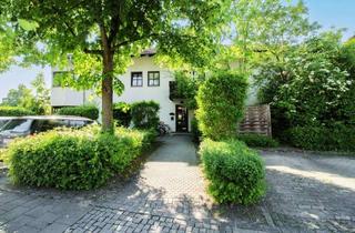 Anlageobjekt in 83024 Rosenheim, Grünes Wohnen: Erdgeschosswohnung mit Garten, Terrasse und Stellplatz
