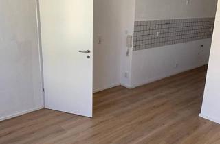 Wohnung mieten in Bergstraße, 99510 Apolda, 3,5 Zimmer Wohnung Zentral in Apolda mit großem Wohn-Essbereich & offener Küche