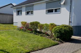 Haus kaufen in 17495 Karlsburg, Karlsburg - Zweifamilienhaus von privat in Groß Kiesow zu verkaufen