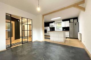 Wohnung kaufen in 58762 Altena, Moderne, stilvolle Dachgeschosswohnung