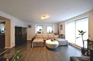 Wohnung kaufen in 75242 Neuhausen, Moderne 4-Zi.-Whg. mit eigenem Garten in kernsaniertem Dreifamilienhaus