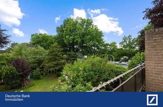 Wohnung kaufen in 22453 Niendorf, Kapitalanlage: Vermietete 3-Zi.-DG-Wohnung mit Balkon – auch im Paket (3 Whg.) zu kaufen!