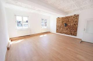Wohnung mieten in 96450 Coburg, Großzügige 4-Zimmer-Dachgeschosswohnung in historischem Stadthaus