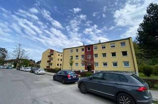 Wohnung mieten in Salzburger Straße 56, 83435 Bad Reichenhall, 3-Zi.-Whg. im EG (Hochparterre) mit großer Loggia. RENOVIERUNGSBEDARF zum SELBST RENOVIEREN!