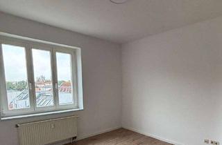 Wohnung mieten in Feldstr., 15517 Fürstenwalde, Blick über die Dächer der Stadt - geräumige 2-Raum Dachgeschosswohnung in Fürstenwalde