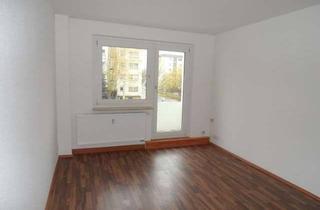 Wohnung mieten in Schulstraße 25, 08132 Mülsen, Schöne 2 ZI WE mit EBK, WM, Balkon in ruhiger Lage