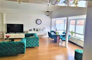 Wohnung mieten in 21481 Lauenburg, Besondere 4-Zi.-Whg - 150 qm in der Innenstadt