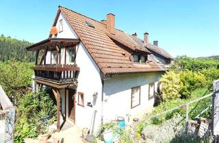 Doppelhaushälfte kaufen in 69151 Neckargemünd, Zwei Wohneinheiten, ein Traum: Großzügige Doppelhaushälfte mit Einliegerwohnung und riesigem Garten!