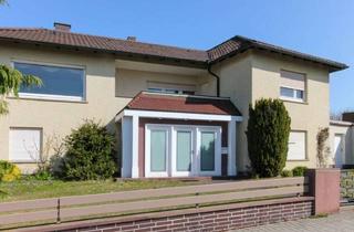 Einfamilienhaus kaufen in 36088 Hünfeld, RESERVIERT: Charmantes Einfamilienhaus mit herrlichem Blick über Hünfeld