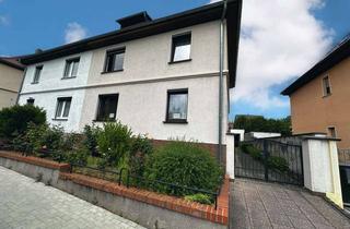 Doppelhaushälfte kaufen in 06295 Lutherstadt Eisleben, Charmante Doppelhaushälfte in ruhiger Lage von Lutherstadt Eisleben