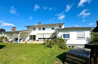 Einfamilienhaus kaufen in 86438 Kissing, Großzügiges Einfamilienhaus mit Garagenanbau in guter Lage