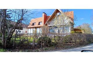 Einfamilienhaus kaufen in 82343 Pöcking, Einfamilienhaus auf schönem Eckgrundstück mit Anbau (Einliegerwohnung) Garten