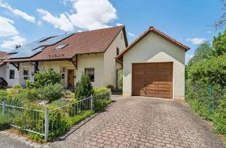 Doppelhaushälfte kaufen in 92245 Kümmersbruck, Gepflegte Doppelhaushälfte mit viel Platz und Komfort in ruhiger Lage in Kümmersbruck