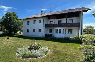Haus kaufen in 94554 Moos, Viel Platz für zwei Familien!