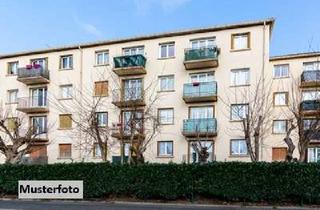 Anlageobjekt in Heinrich-Göbel-Straße xxxx, 31832 Springe, Mehrfamilienhaus mit 3 Wohnungen - provisionsfrei