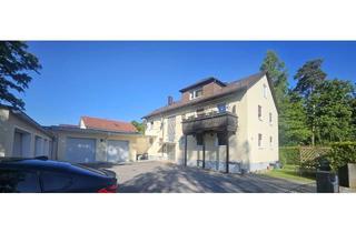 Anlageobjekt in 84478 Waldkraiburg, Attraktives 4 Parteienhaus mit 6 Garagen in Zentrumslage