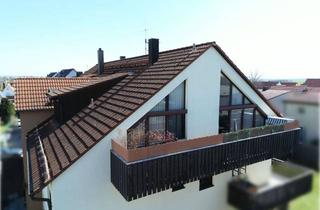 Wohnung kaufen in 90562 Kalchreuth, PROVISIONSFREIE Dachgeschoss-Wohnung in ruhiger Lage nähe Nürnberg