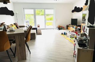 Wohnung kaufen in 66265 Heusweiler, Exklusive, geräumige und neuwertige 3-Zimmer-Wohnung mit eigenem Garten und EBK in Heusweiler