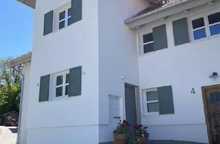 Wohnung mieten in Pfarrgasse, 87656 Germaringen, 3-Zimmer-Wohnung mit Balkon: modernes Wohnen im ehemaligen Bauernhaus