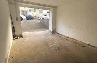 Lager mieten in Felix-Stillfried-Straße, 18059 Hansaviertel, kleine Garage als Lagerfläche oder Parkfläche mit Strom