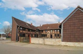 Mehrfamilienhaus kaufen in 38159 Vechelde, Sanierungsbedürftiges Mehrfamilienhaus mit 3 Wohneinheiten
