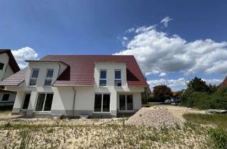 Haus mieten in Herbstwiese 25, 91466 Gerhardshofen, Attraktiver DHH-Neubau mit Garten, Erstbezug (Nordost-Hälfte)