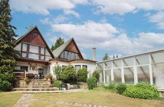 Anlageobjekt in 15366 Hoppegarten, Charmantes Einfamilienhaus mit 6,5 Zimmer, großem Grundstück, beheizbarer Pool und Gewächshaus