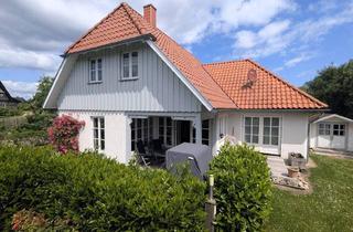 Haus kaufen in 23942 Dassow, Groß-Schwansee - LANDHAUSIDYLLE AN DER OSTSEE - Provisionsfrei