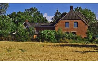 Haus kaufen in 23730 Neustadt, Neustadt in Holstein - Solides Backsteinhaus mit Anbau von Privat (2045.-?m²)