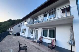 Haus kaufen in 55758 Niederwörresbach, Niederwörresbach - Freistehendes ZFH mit Balkon und Terrasse