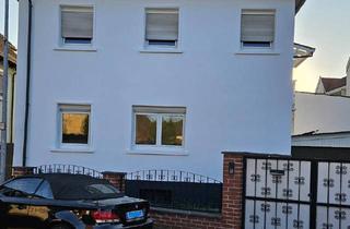 Einfamilienhaus kaufen in 67373 Dudenhofen, Dudenhofen - SpeyerDudenhofen alleinst. Einfamilienhaus in zentraler Lage