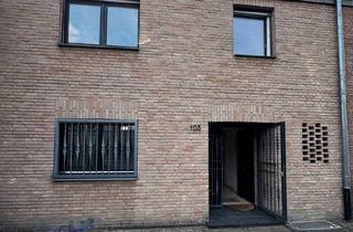 Reihenhaus kaufen in 41063 Mönchengladbach, Mönchengladbach - Schönes, modernisiertes Haus Atrium, Küche, Garage Windberg MG