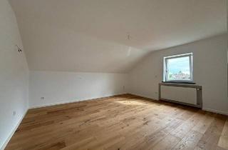 Wohnung kaufen in 82140 Olching, Olching - Kernsanierte 3-Zimmer-Dachgeschosswohnung im Herzen Olchings