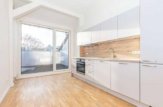 Loft kaufen in Falkenhagener Straße 57, 13585 Spandau, Loftartige Dachgeschosswohnung mit Dachterrasse und optionaler Raumaufteilung! Sanierter Zustand!