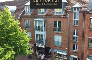 Wohnung kaufen in 21614 Buxtehude, Dachgeschosswohnung (mieterfrei) mit Loggia in bester Innenstadtlage