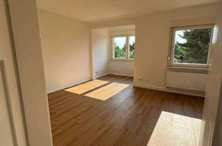 Wohnung mieten in Karl-Marx-Straße 52, 06686 Lützen, Erstbezug nach Sanierung - 3 Wohnung mit Altbaucharme