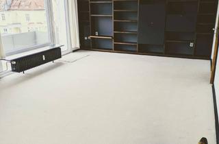 Wohnung mieten in Travemünder Allee 15, 23568 St. Gertrud, Helle, sonnige 4-Zimmer-Wohnung mit 3 Balkonen und Fahrstuhl in Lübeck