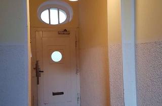 Wohnung mieten in 51373 Wiesdorf, Kernsanierte helle Altbauwohnung im DG mit hohen Decken, provisionsfrei