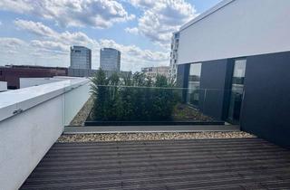 Wohnung mieten in 20457 HafenCity, Lichtdurchflutete Wohnung mit privater Süd-Dachterrasse im 8. OG mit Fitness, Co-Working uvm.