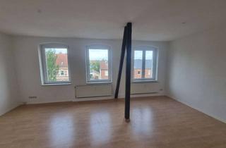 Wohnung mieten in Magdeburger Chaussee 29, 39288 Burg, Interessante 3 Raum DG Wohnung in Burg