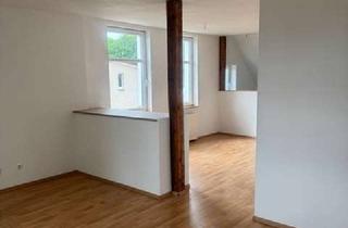 Wohnung mieten in Lindenstraße 10, 17139 Malchin, Großzügige Wohnung im DG sofort zu vermieten