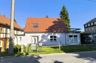 Anlageobjekt in 02782 Seifhennersdorf, Modernisiertes Einfamilienhaus mit Dachterrasse und Carport – Vermietetes Anlageobjekt