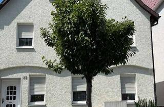 Doppelhaushälfte kaufen in 73447 Oberkochen, Wohnen im Stadtzentrum von Oberkochen. Doppelhaushälfte mit vielen Zimmern !