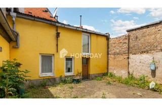Haus kaufen in 06268 Querfurt, Haus in Dornröschenschlaf – diese Immobilie wartet auf liebevolle Umgestaltung und Renovierung