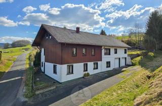 Einfamilienhaus kaufen in 36115 Hilders, Leben am Feldrand: Einfamilienhaus mit Einliegerwohnung und Ausbaureserve