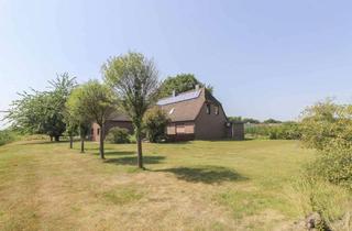 Haus kaufen in 27251 Scholen, Natur pur: Großes Grundstück mit charakterstarkem EFH sucht neuen Glanz